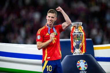 BERLİN, GERMANY - 14 Temmuz 2024: Dani Olmo, Final EURO 2024 İspanya Olimpiyat Stadyumu 'nda İngiltere' ye karşı futbol maçı