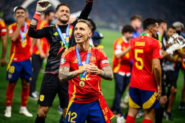 BERLİN, GERMANY - 14 HAZİRAN, 2024: Alex Grimaldo, Final EURO 2024 İspanya-İngiltere Olimpiyat Stadyumu maçı
