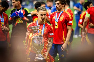 BERLİN, GERMANY - 14 HAZİRAN, 2024: Alex Grimaldo, Final EURO 2024 İspanya-İngiltere Olimpiyat Stadyumu maçı