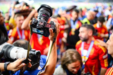 BERLİN, GERMANY - 14 HAZİRAN, 2024: Final EURO 2024 İspanya-İngiltere Olimpiyat Stadyumu karşılaşması