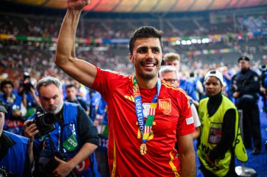 BERLİN, GERMANY - 14 Temmuz 2024: Rodri, Final EURO 2024 İspanya Olimpiyat Stadyumu 'nda İngiltere' ye karşı futbol maçı