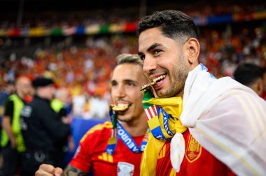 BERLİN, GERMANY - 14 HAZİRAN, 2024: Final EURO 2024 İspanya-İngiltere Olimpiyat Stadyumu karşılaşması