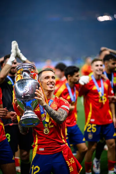 BERLİN, GERMANY - 14 HAZİRAN, 2024: Alex Grimaldo, Final EURO 2024 İspanya-İngiltere Olimpiyat Stadyumu maçı