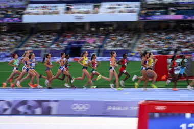 PARIS, FRANCE - 2 AĞUSTOS, 2024: Atletik, Olimpiyat Oyunları 2024 