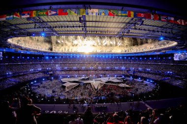 PARIS, FRANCE - 12 AĞUSTOS, 2024 Kapanış Töreni, Paris 2024 Olimpiyat Oyunları, Yaz Olimpiyatları. Stade de France 'da