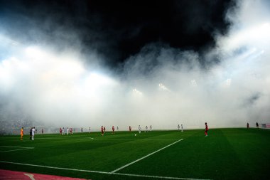 MOENCHENGLADBACH, GERMANY - 23 AĞUSTOS, 2024: Alex Grimaldo, Florian Wirtz, Jonas Hofmann, Bundesliga Borussia Moenchengladbach-Bayer Leverkusen maçı Borussia Park 'ta
