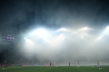 MOENCHENGLADBACH, GERMANY - 23 AĞUSTOS, 2024: Alex Grimaldo, Florian Wirtz, Jonas Hofmann, Bundesliga Borussia Moenchengladbach-Bayer Leverkusen maçı Borussia Park 'ta