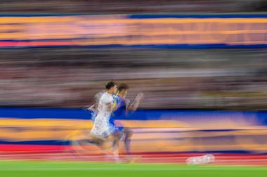 COLOGNE, ALMANY - 24 AĞUSTOS, 2024: 2.Bundesliga 1 futbol maçı. FC Koeln Eintracht Braunschweig 'e karşı Rhein Enerji Stadyumu' nda