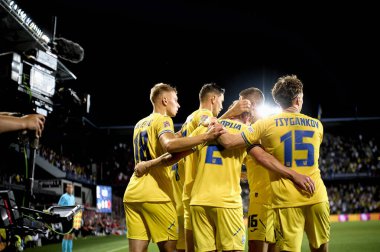 PRAG, CZECH REPUBLIC - 7 EPTEMBER, 2024: Volodymyr Brazhko, Yukhym Konoplia, Viktor Tsygankov, Roman Yaremchuk, UEFA Uluslar Ligi Ukrayna - Arnavutluk Epet Arena 'da