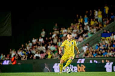 PRAG, CZECH Cumhuriyet - 7 Eylül 2024: Ruslan Malinovskyi, UEFA Uluslar Ligi Maçı Ukrayna - Arnavutluk Epet Arena 'da