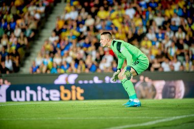 PRAG, CZECH Cumhuriyet - 7 Eylül 2024: Anatoliy Trubin, UEFA Uluslar Ligi Maçı Ukrayna - Arnavutluk Epet Arena 'da