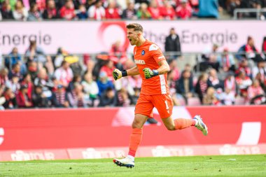 COLOGNE, GERMANY - 29 Eylül 2024: Max Weiss, Rhein Enerji Stadyumu 'nda 2.Bundesliga 1.FC Koeln-Karlsruher SC maçı