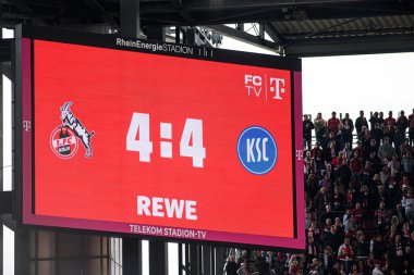 COLOGNE, GERMANY - 29 Eylül 2024: Rhein Energie Stadion 'da 2.Bundesliga 1.FC Koeln-Karlsruher SC maçı