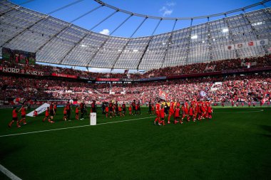 LEVERKUSEN, ALMANY - 5 EKİM, 2024: Bundesliga, maç 2. Bayer 04 Leverkusen, Bayarena 'da Holstein Kiel' e karşı.