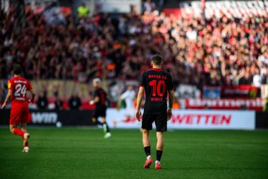 LEVERKUSEN, ALMANY - 5 EKİM, 2024: Florian Wirtz, Bundesliga, maç 2. Bayer 04 Leverkusen, Bayarena 'da Holstein Kiel' e karşı.