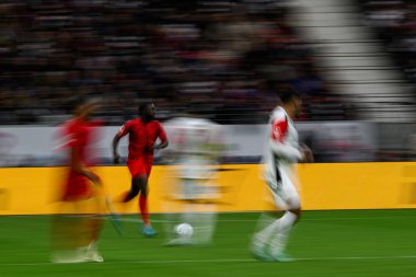 FRANKFURT, GERMANY - 6 Ekim 2024: Deutsche Bank Park 'ta Bundesliga SG Eintracht-FC Bayern maçı
