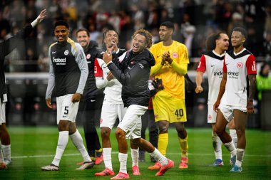 FRANKFURT, GERMANY - 6 Ekim 2024: Deutsche Bank Park 'ta Bundesliga SG Eintracht-FC Bayern maçı