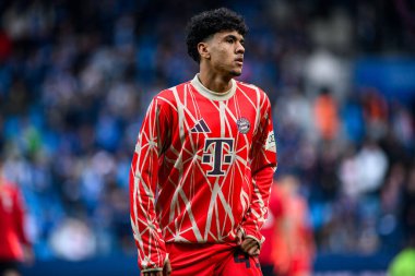 BOCHUM, GERMANY - 27 Ekim 2024: Adam Aznou, VfL Bochum 1848 FC Bayern Muenchen 'e karşı Vonovia Ruhr Stadyumu' nda oynanan futbol maçı