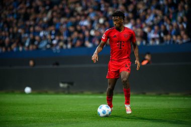 BOCHUM, GERMANY - 27 Ekim 2024: Kingsley Coman, VfL Bochum 1848 FC Bayern Muenchen 'e karşı Vonovia Ruhr Stadyumu' nda oynanan futbol maçı