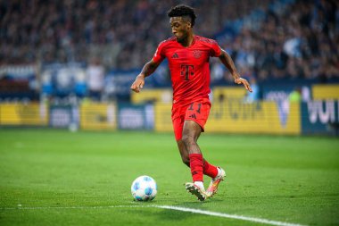 BOCHUM, GERMANY - 27 Ekim 2024: Kingsley Coman, VfL Bochum 1848 FC Bayern Muenchen 'e karşı Vonovia Ruhr Stadyumu' nda oynanan futbol maçı