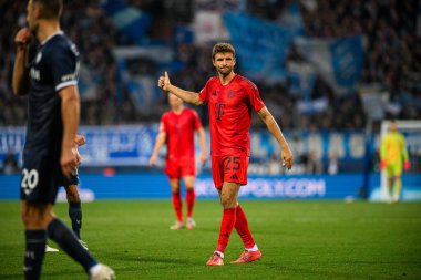 BOCHUM, GERMANY - 27 Ekim 2024: Thomas Mueller VfL Bochum 'un Vonovia Ruhr Stadyumu' nda FC Bayern Muenchen ile oynadığı futbol maçı