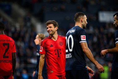 BOCHUM, GERMANY - 27 Ekim 2024: Thomas Mueller VfL Bochum 'un Vonovia Ruhr Stadyumu' nda FC Bayern Muenchen ile oynadığı futbol maçı
