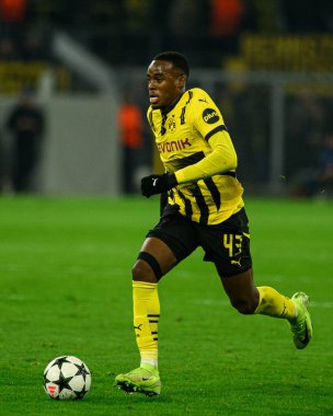 DORTMUND, GERMANY - 05.11.24: Jamie Gittens, SIGNAL IDUNA PARK 'ta UEFA Şampiyonlar Ligi Borussia Dortmund - Sturm Graz maçı