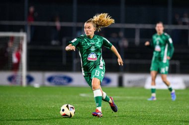 COLOGNE, GERMANY - 18 Kasım 2024: Ricarda Walkling, 1.FC Kadınlar Bundesliga 1.FC Koeln-SV Werder Bremen maçı Franz Kremer Stadyumu 'nda
