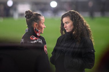 COLOGNE, GERMANY - 18 Kasım 2024: Franz Kremer Stadyumu 'nda Kadınlar Bundesliga 1.FC Koeln' e karşı SV Werder Bremen maçı