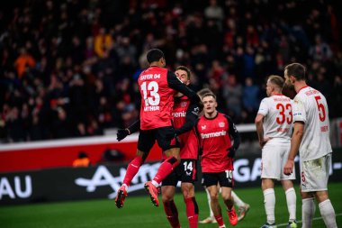 LEVERKUSEN, ALMANY - 23 Kasım 2024: Arthur, Patrik Schick, Bundesliga, maç 11. Bayer Leverkusen 1 'e karşı. FC Heidenheim Bayarena 'da
