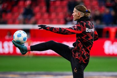 LEVERKUSEN, ALMANY - 23 Kasım 2024: Artem Stepanov, Bundesliga, maç 11. Bayer Leverkusen 1 'e karşı. FC Heidenheim Bayarena 'da