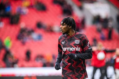 LEVERKUSEN, ALMANY - 23 Kasım 2024: Jeremie Frimpong, Bundesliga, maç 11. Bayer Leverkusen 1 'e karşı. FC Heidenheim Bayarena 'da