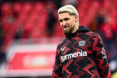 LEVERKUSEN, ALMANY - 23 Kasım 2024: Robert Andrich, Bundesliga, maç 11. Bayer Leverkusen 1 'e karşı. FC Heidenheim Bayarena 'da