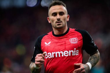 LEVERKUSEN, ALMANY - 23 Kasım 2024: Aleix Garcia, Bundesliga, maç 11. Bayer Leverkusen 1 'e karşı. FC Heidenheim Bayarena 'da
