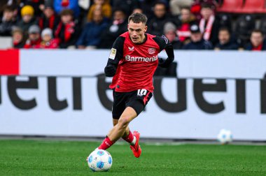 LEVERKUSEN, ALMANY - 23 Kasım 2024: Florian Wirtz, Bundesliga, maç 11. Bayer Leverkusen 1 'e karşı. FC Heidenheim Bayarena 'da