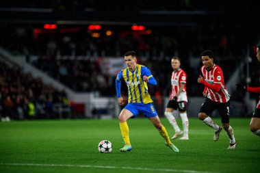 EINDHOVEN, NETHERLANDS - 27 Kasım 2024: Dmytro Kryskiv, PSV - FC Shakhtar Donetsk arasındaki UEFA Şampiyonlar Ligi maçı Philips Arena 'da
