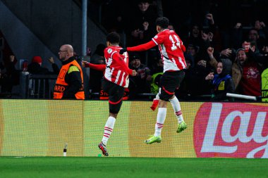 EINDHOVEN, NETHERLANDS - 27 Kasım 2024: Malik Tillman, Ricardo Pepi, PSV - Philips Arena 'da FC Shakhtar Donetsk