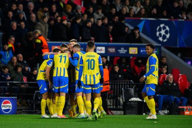 EINDHOVEN, NETHERLANDS - 27 Kasım 2024: PSV - Philips Arena 'da FC Shakhtar Donetsk arasındaki UEFA Şampiyonlar Ligi futbol maçı