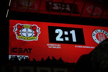 LEVERKUSEN, ALMANY - 7 Aralık 2024: Bundesliga, Bayer Leverkusen-FC St. Pauli maçı Bayarena 'da