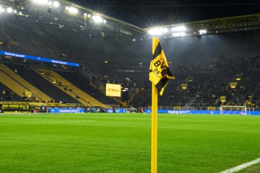 DORTMUND, GERMANY - 10 HAZİRAN 2025: + - Borussia Dortmund, Bayer 04 Leverkusen 'e karşı Signal Iduna Park' ta oynanan futbol maçı