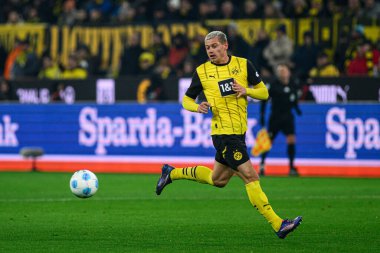 DORTMUND, GERMANY - 10 HAZİRAN 2025: Julian Ryerson - Borussia Dortmund, Bayer 04 Leverkusen 'e karşı Signal Iduna Park' ta oynanan futbol maçı