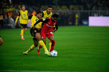 DORTMUND, GERMANY - 10 HAZİRAN 2025: Nathan Tella - Borussia Dortmund, Bayer 04 Leverkusen 'e karşı Signal Iduna Park' ta oynanan futbol maçı