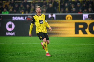 DORTMUND, GERMANY - 10 HAZİRAN 2025: Julian Brandt - Borussia Dortmund, Bayer 04 Leverkusen 'e karşı Signal Iduna Park' ta oynanan futbol maçı