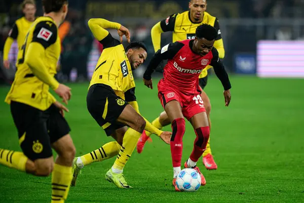 DORTMUND, GERMANY - 10 HAZİRAN 2025: Nathan Tella - Borussia Dortmund, Bayer 04 Leverkusen 'e karşı Signal Iduna Park' ta oynanan futbol maçı