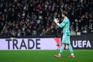 FRANKFURT, GERMANY - 23 HAZİRAN, 2025: Kevin Trapp - Frankfurt Stadyumu 'nda SG Eintracht Frankfurt ve Ferencvarosi TC arasında oynanan UEFA Avrupa Ligi maçı.