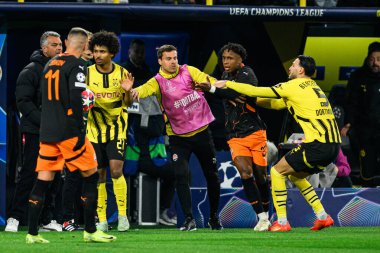DORTMUND, GERMANY - 29 Ocak 2025: Karim Adeyemi, Kevin - UEFA Şampiyonlar Ligi Borussia Dortmund-Shakhtar Donetsk maçı Signal Iduna Park 'ta. Sadece yazı işleri için. Satmak veya dağıtmak yasaktır.