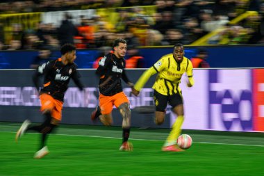 DORTMUND, GERMANY - 29 HAZİRAN 2025: Jamie Gittens - UEFA Şampiyonlar Ligi Borussia Dortmund-Shakhtar Donetsk maçı Signal Iduna Park 'ta. Sadece yazı işleri için. Satmak veya dağıtmak yasaktır.