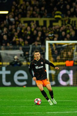 DORTMUND, GERMANY - 29 HAZİRAN 2025: Dmytro Kryskiv - UEFA Şampiyonlar Ligi Borussia Dortmund-Shakhtar Donetsk maçı Signal Iduna Park 'ta. Sadece yazı işleri için. Satmak veya dağıtmak yasaktır.