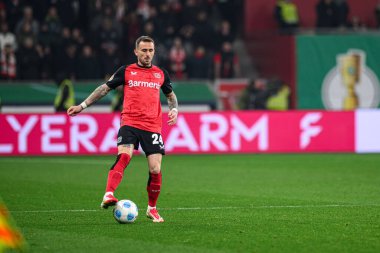 LEVERKUSEN, GERMANY - 5 Şubat 2025: Aleix Garcia - Almanya Kupası (DFB Pokal) Bayer 04 Leverkusen 'e karşı Bayarena' da 1.FC Koeln.