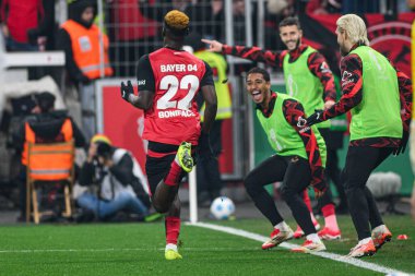 LEVERKUSEN, GERMANY - 6 Şubat 2025: Victor Boniface, - Almanya Kupası (DFB Pokal) Bayer 04 Leverkusen, Bayarena 'da 1.FC Koeln' e karşı.